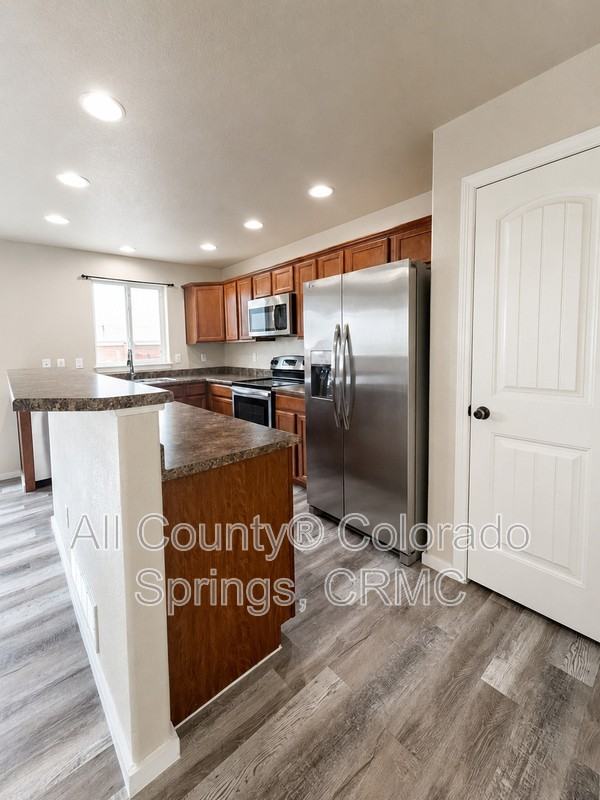 12029 Eagle Crest Ct - Photo 2 of 26