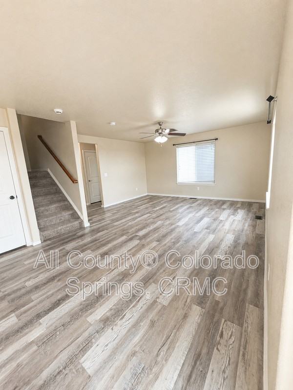 12029 Eagle Crest Ct - Photo 6 of 26