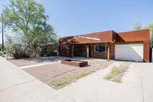featured image of 2206 N Dayton St