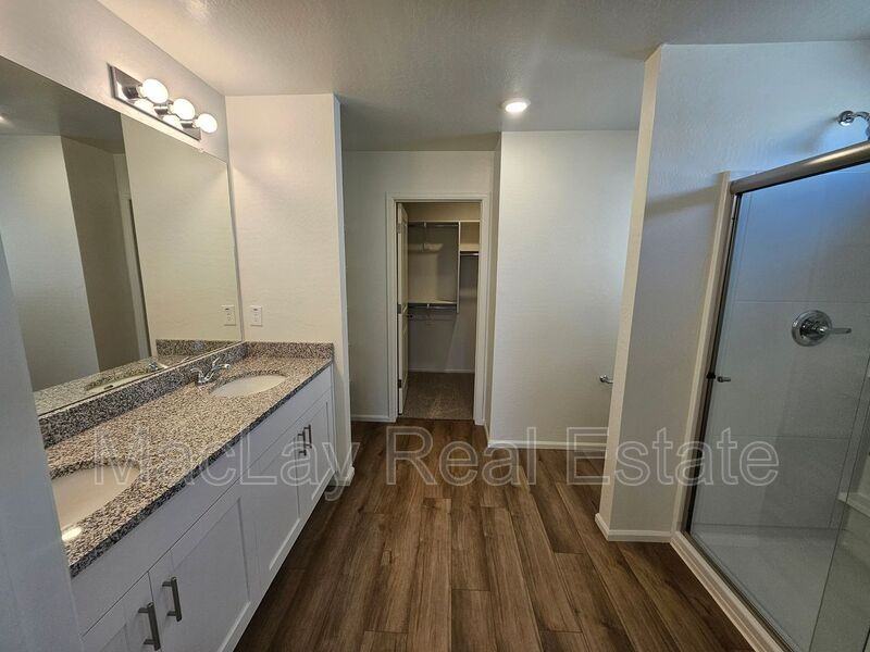 1390 W Aztec Dr - Photo 6 of 19