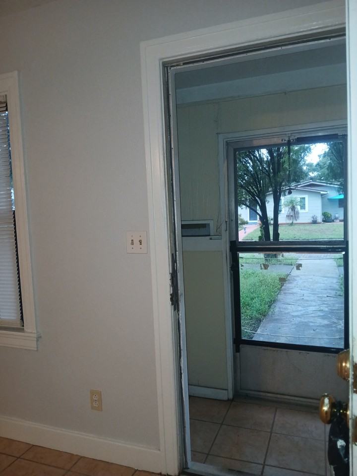 4262 3rd Ave N - Photo 2 of 17