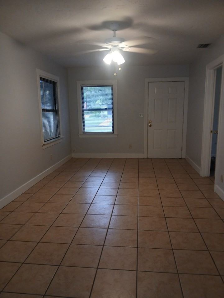 4262 3rd Ave N - Photo 3 of 17
