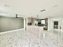 425 Orangewood Dr - Photo 1 of 1