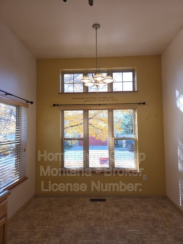 516 Connor Ct - Photo 5 of 45
