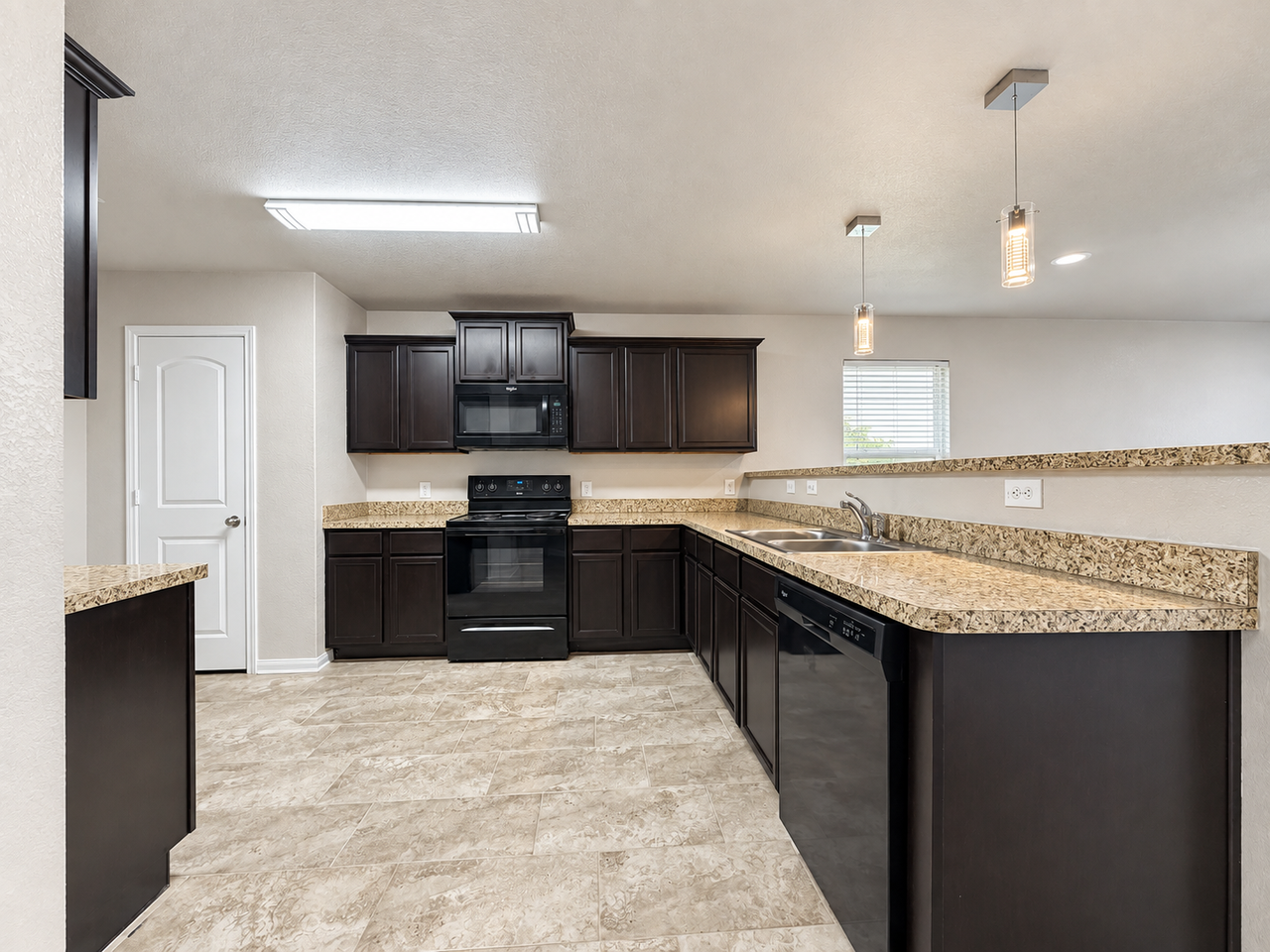 297 Koontz Loop - Photo 6 of 22