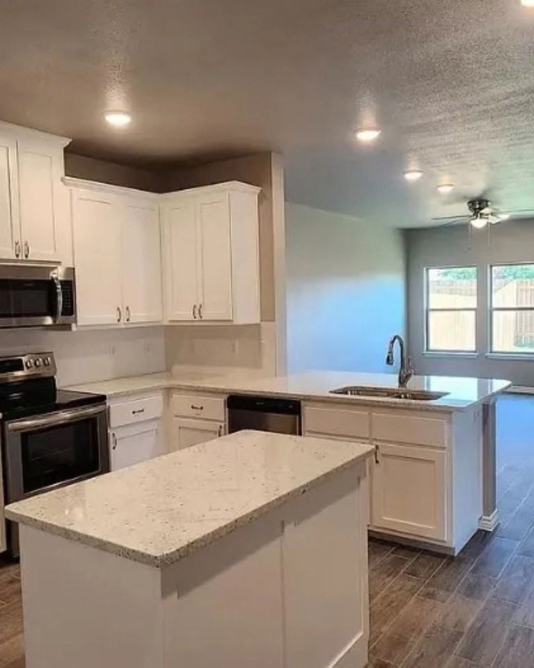 5413 Rose Garden Loop - Photo 4 of 25