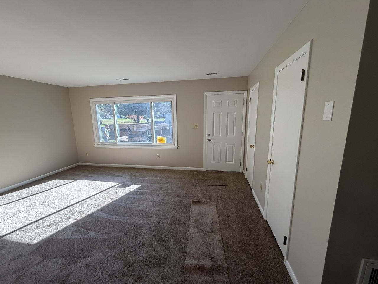 6265 Debbie Cir - Photo 7 of 45