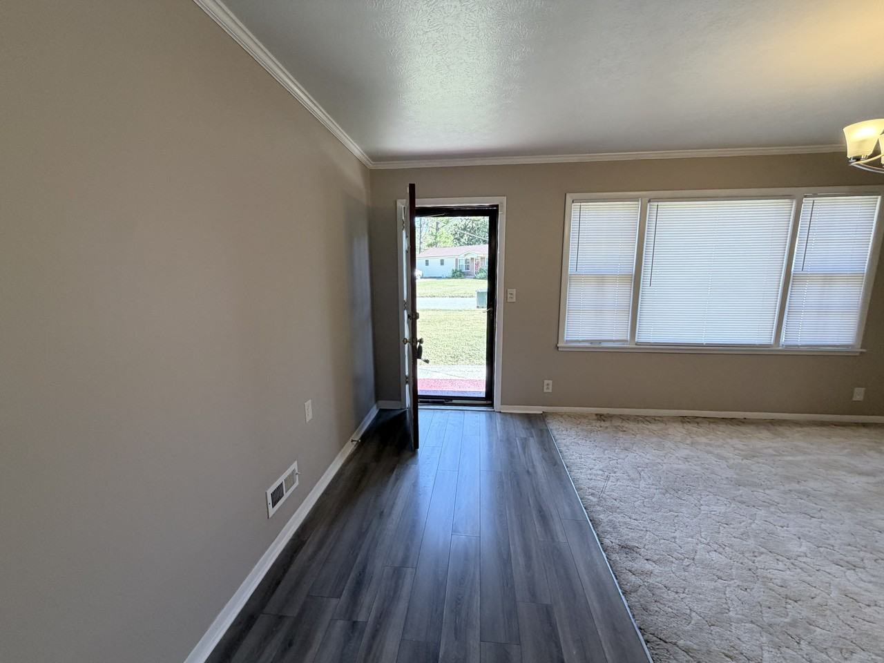 3117 Teton Cir Nw - Photo 5 of 24