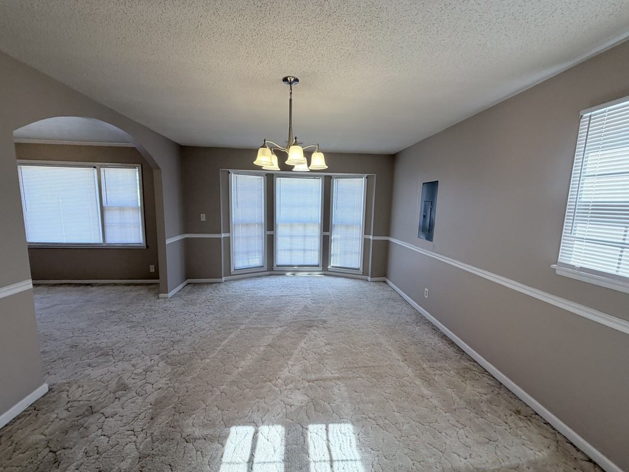 3117 Teton Cir Nw - Photo 7 of 24