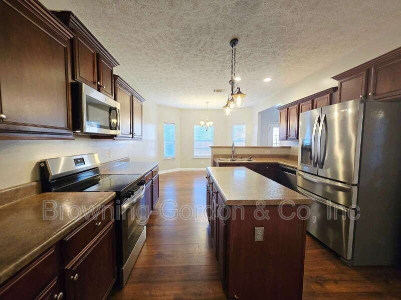 204 Sundown Dr - Photo 7 of 19