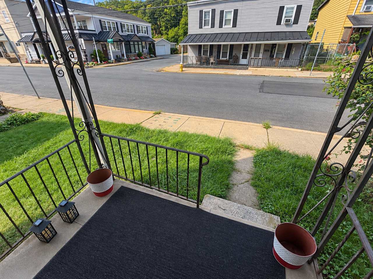 734 Merchant St - Photo 3 of 25
