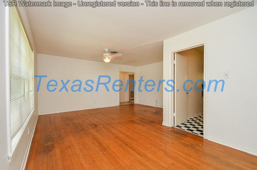 4401 Hummingbird St - Photo 6 of 26