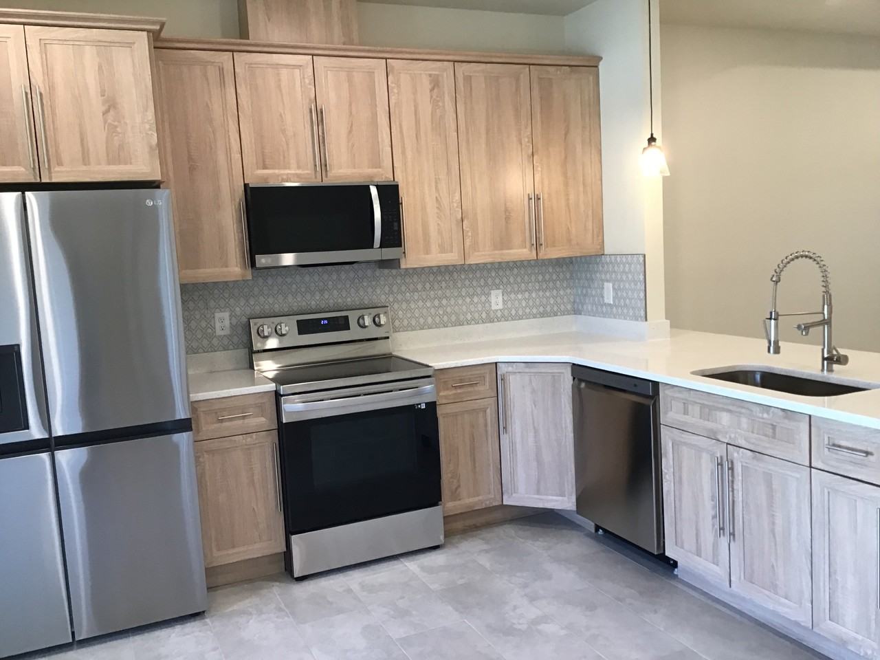 5 Columbia Ln #AB - Photo 6 of 18