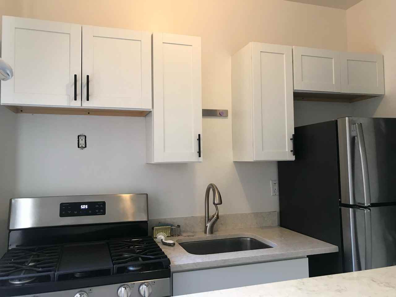 210 Martine Ave #4M - Photo 2 of 11