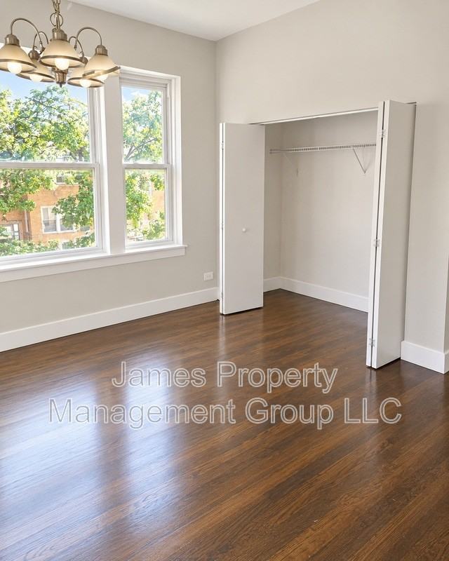 3900 N Christiana Ave - Photo 5 of 11