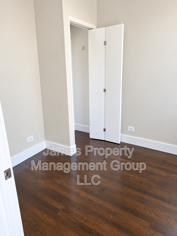 3900 N Christiana Ave - Photo 6 of 11