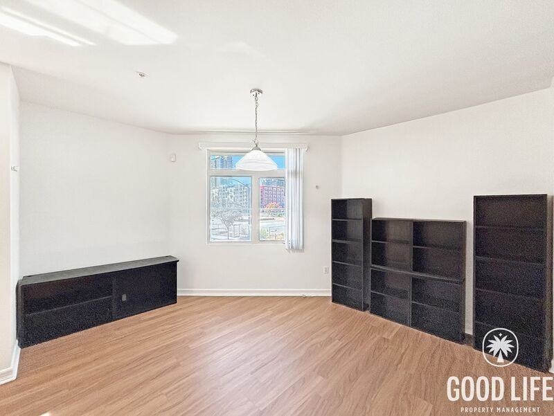 1400 Broadway #1205 - Photo 5 of 29