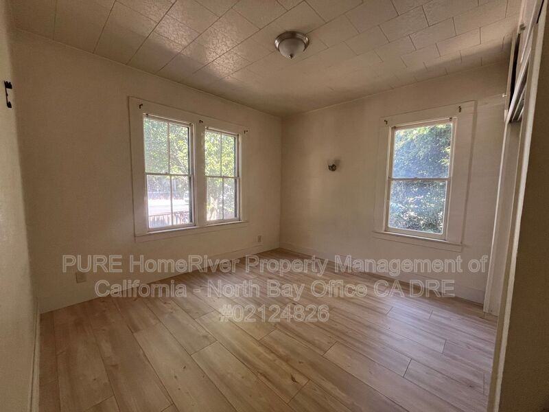 317 Clara Ave - Photo 7 of 15