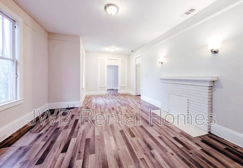 3401 N Pearl St - Photo 6 of 16