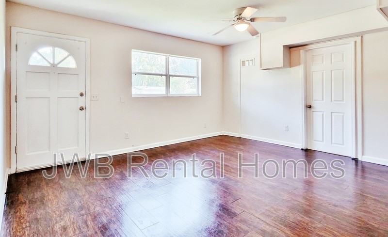 7532 Canaveral Rd - Photo 7 of 12