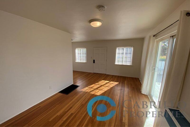 3525 Columbia St - Photo 7 of 16