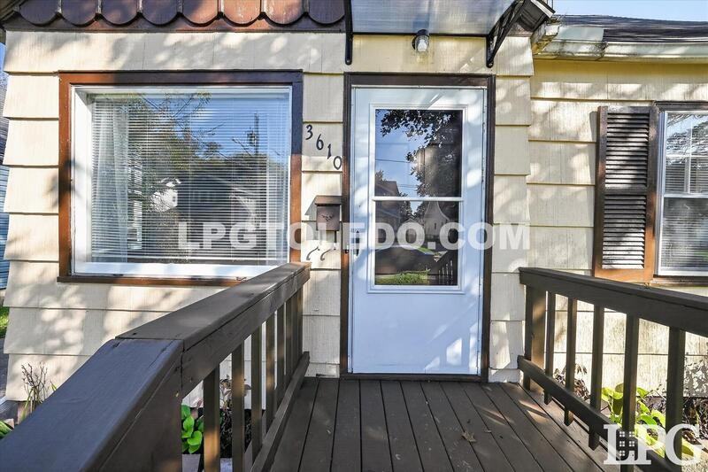 3610 Burton Ave - Photo 4 of 33