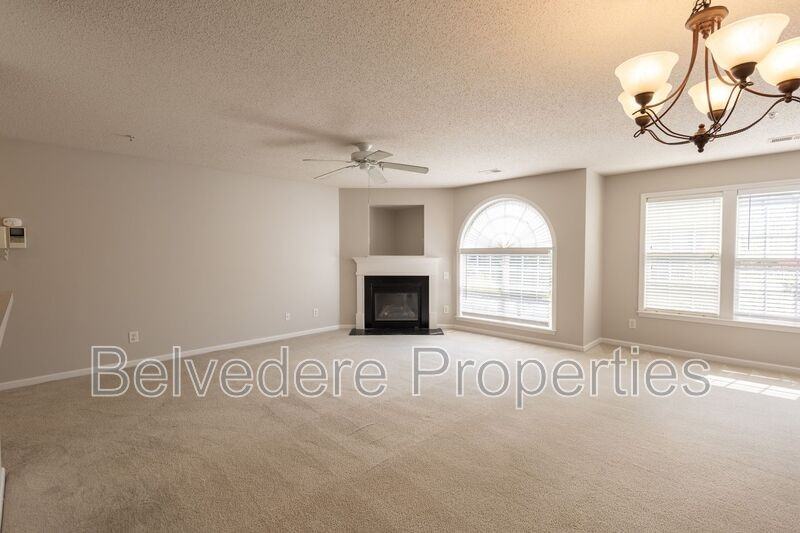 6121 Hedgecock Cir #2A - Photo 6 of 23