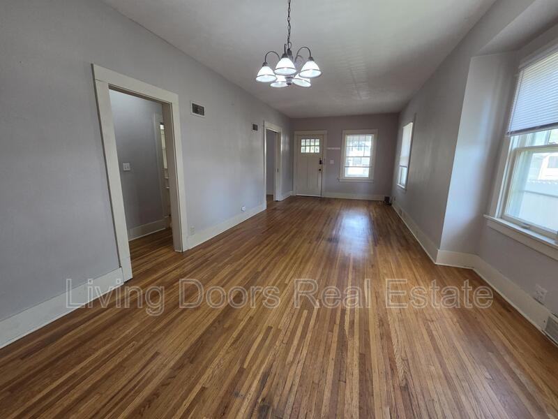 1445 Plum St - Photo 6 of 22