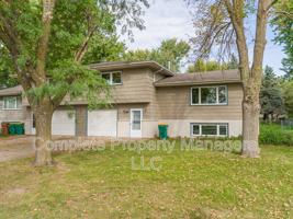 featured image of 1716 Gateway Dr
