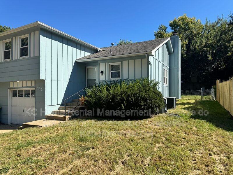 6317 Hallet St - Photo 3 of 23