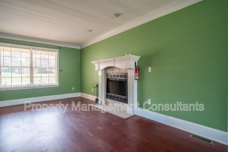 1060 Old Monrovia Rd Nw - Photo 5 of 23
