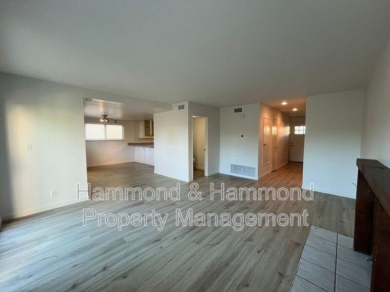 832 Masterson Dr - Photo 4 of 27