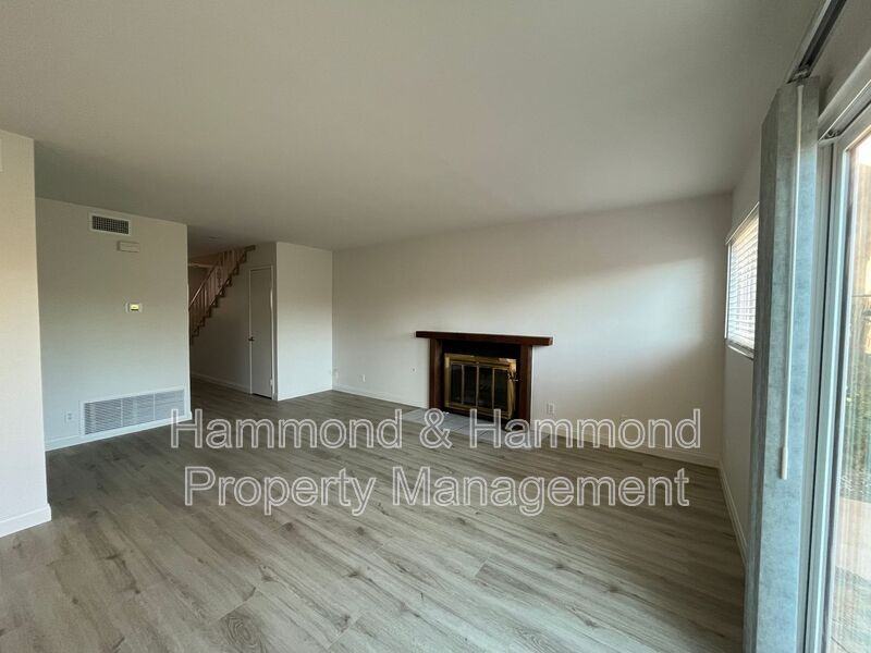 832 Masterson Dr - Photo 5 of 27