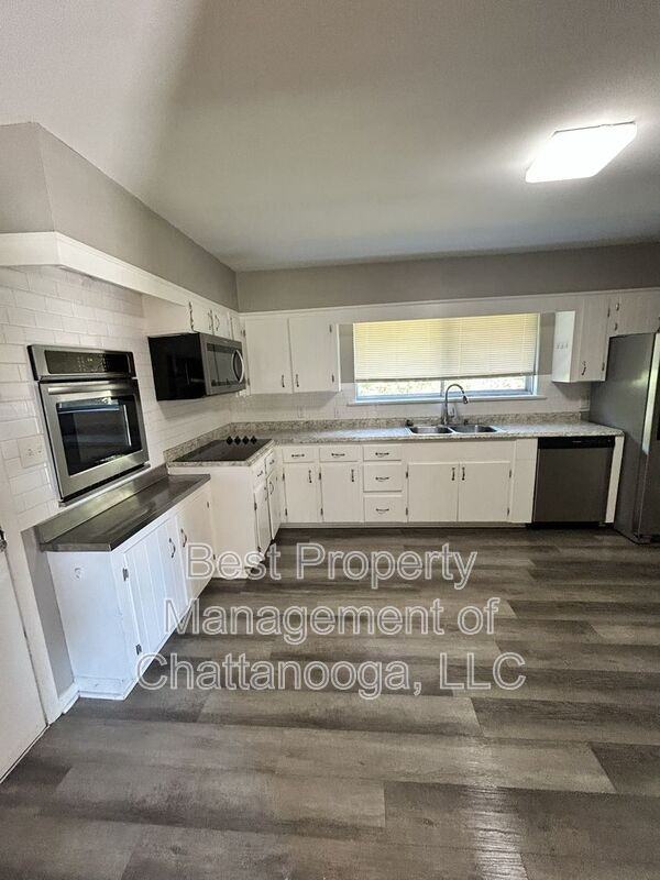 1205 John Ross Rd - Photo 5 of 12