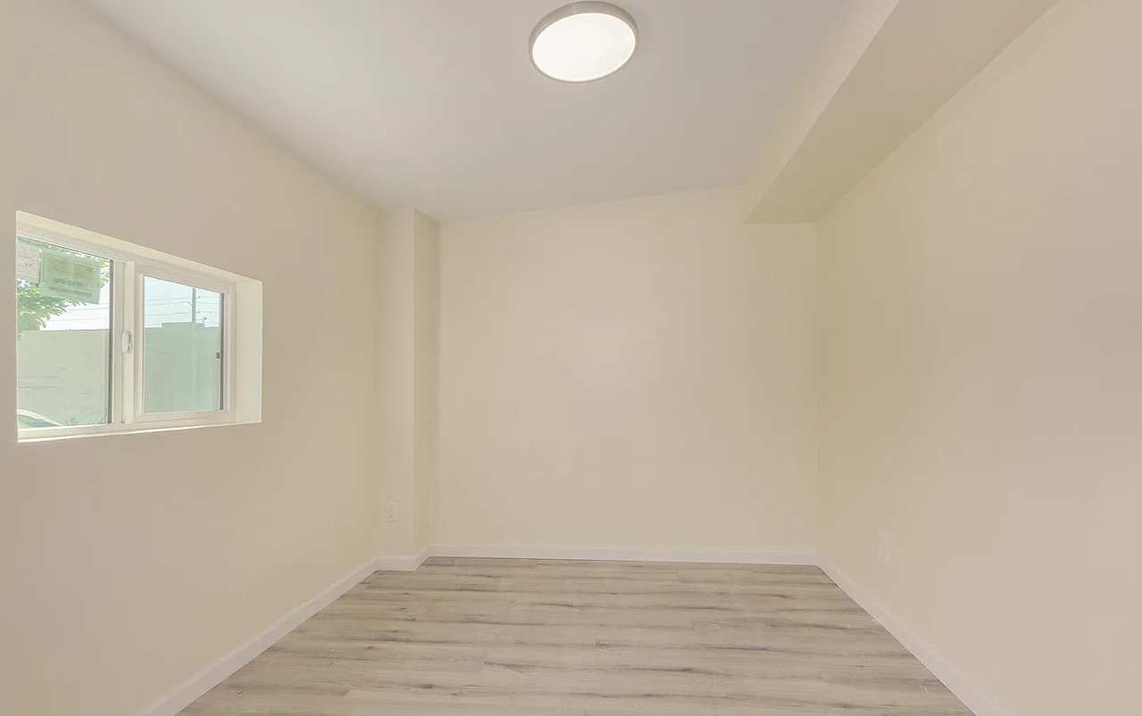 1017 W Villa Rita Dr #NA - Photo 2 of 24