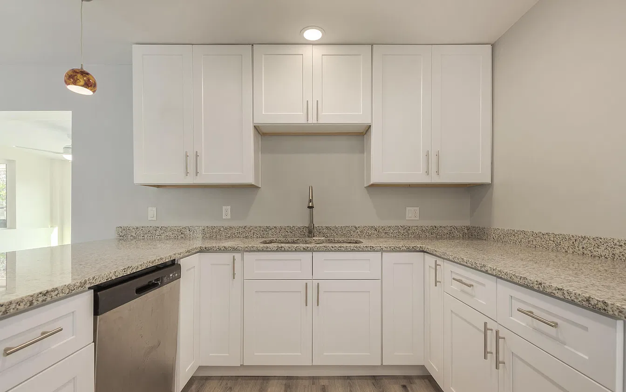 1017 W Villa Rita Dr #NA - Photo 6 of 24