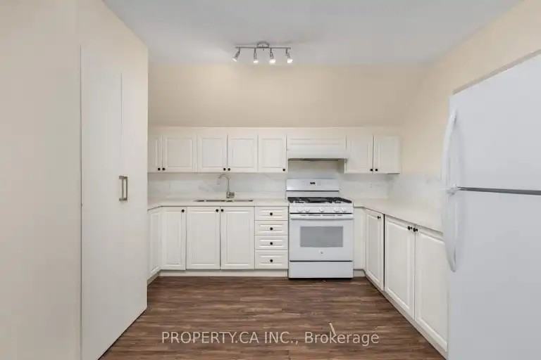 112 Stephenson Ave #2 - Photo 3 of 15