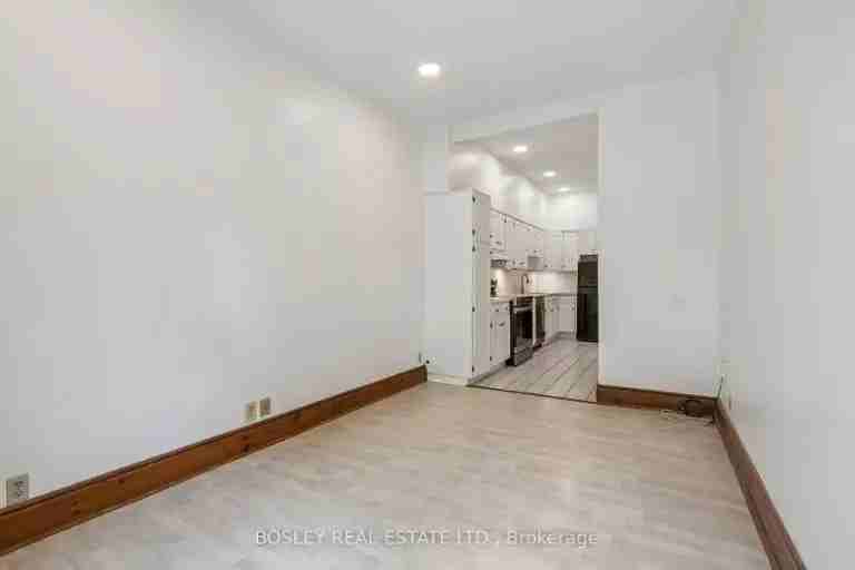 297 Sumach St #1 - Photo 7 of 22
