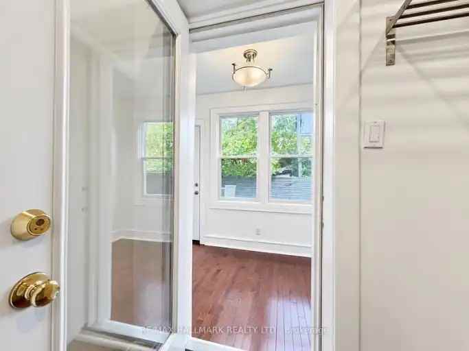 28 Ashdale Ave - Photo 3 of 20