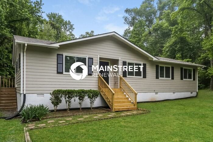 638 Morningside Rd - Photo 2 of 16