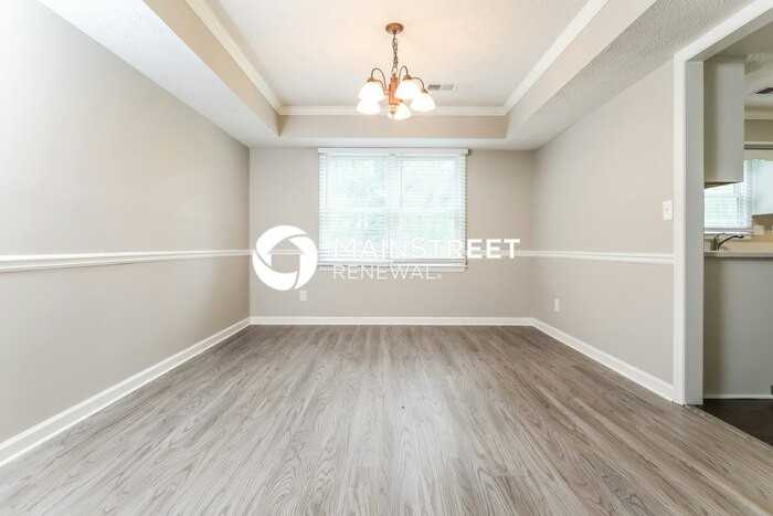 1960 Meadowchase Ct - Photo 6 of 17