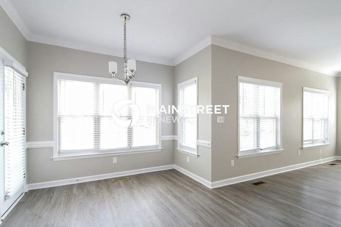 4300 Southern Oak Dr - Photo 6 of 17