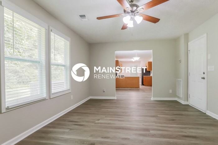 6578 Carriage Ln - Photo 5 of 17