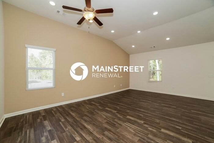 7203 Ashley Falls Ct - Photo 4 of 16
