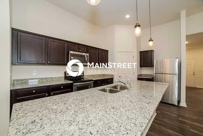 7203 Ashley Falls Ct - Photo 5 of 16