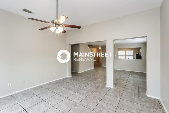 2923 Saint Bernard Dr - Photo 4 of 17