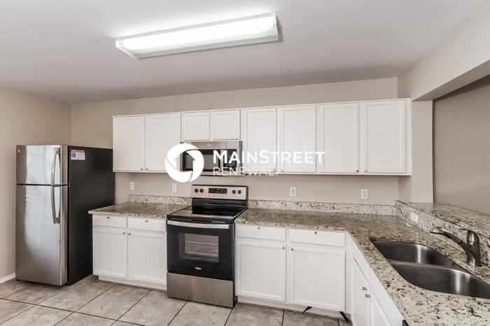 2923 Saint Bernard Dr - Photo 6 of 17