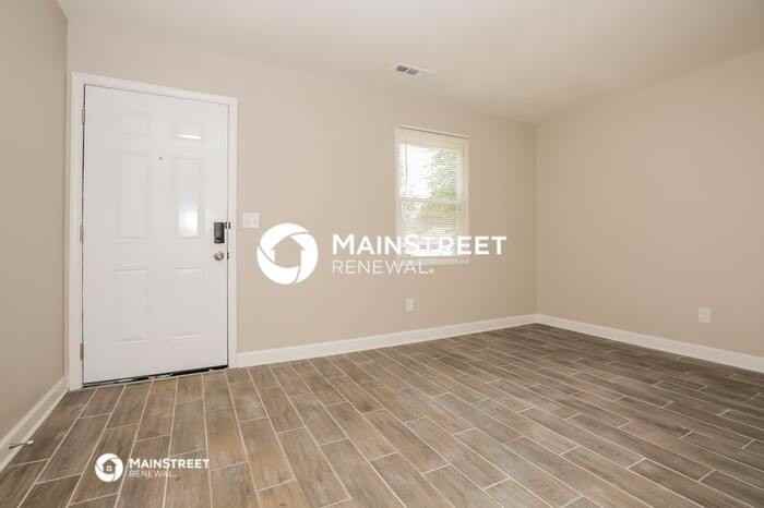 505 Tipperary Dr - Photo 4 of 16