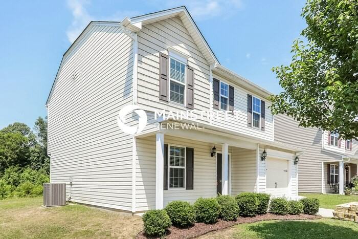 3084 Bushfield Dr - Photo 4 of 17