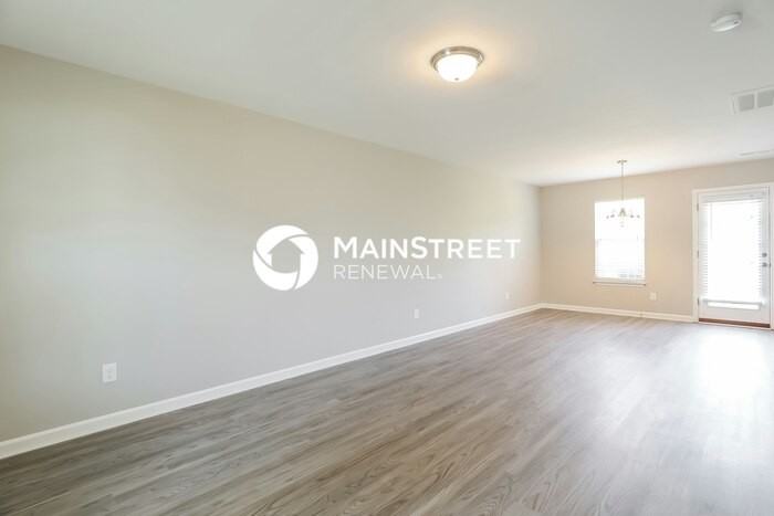 3084 Bushfield Dr - Photo 5 of 17